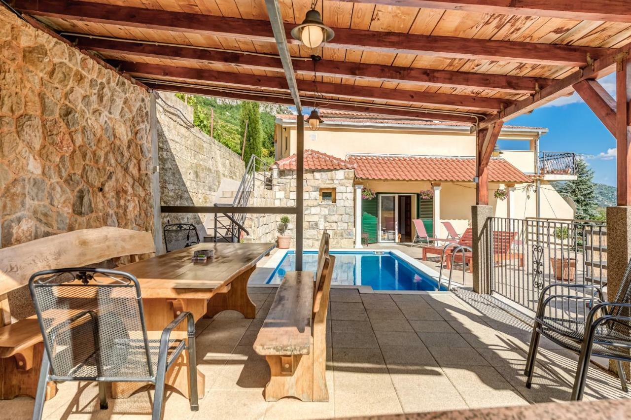 Holiday Home Marincello Solin Exterior photo